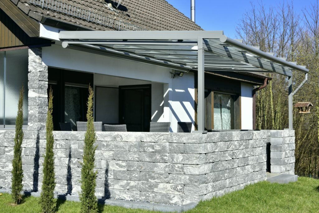 Pergola als Sonnenschutz Terrassenüberdachung Lünen